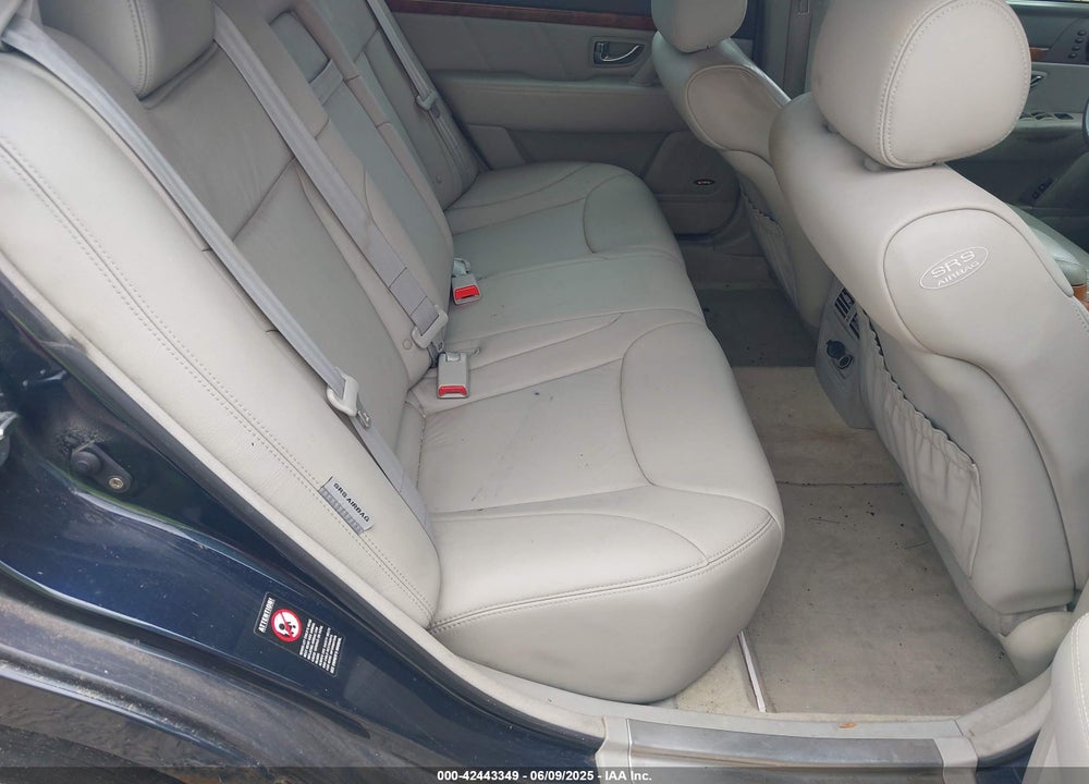 2004 KIA AMANTI VIN: KNALD124345031191