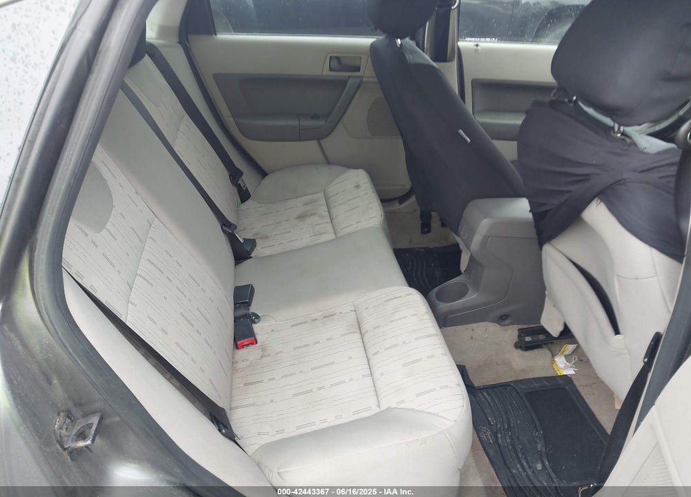 2009 FORD FOCUS SE VIN: 1FAHP35N59W180533