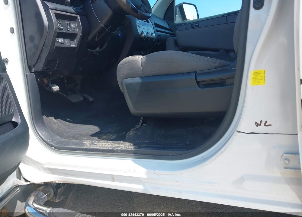 2016 TOYOTA TUNDRA VIN: 5TFRM5F18GX100681