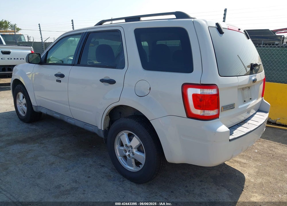 2010 FORD ESCAPE XLT VIN: 1FMCU0D79AKA86581