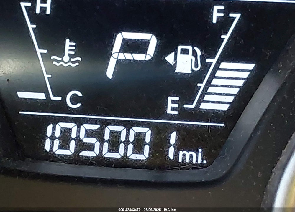 2014 HYUNDAI ELANTRA VIN: 5NPDH4AE4EH526573