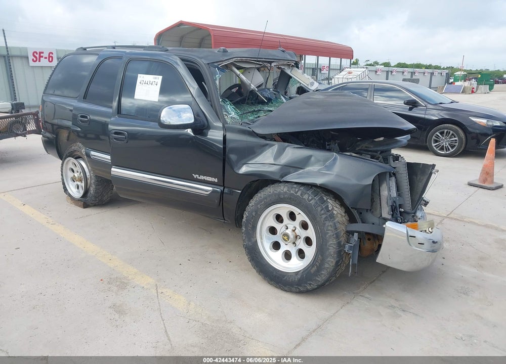 2005 GMC YUKON SLE VIN: 1GKEC13T45R236747