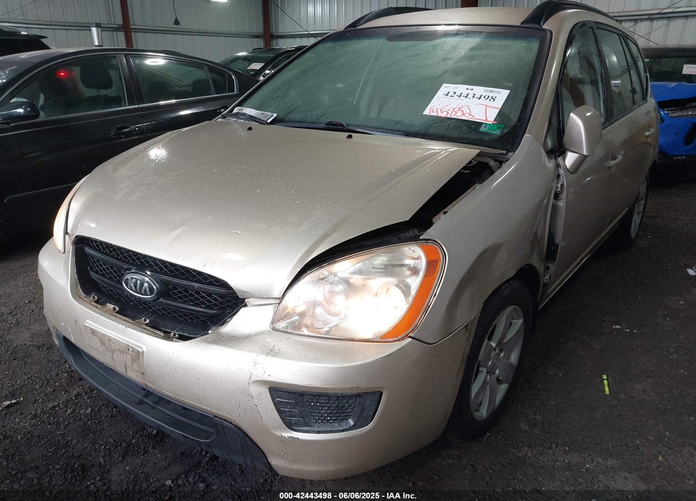 2008 KIA RONDO VIN: KNAFG526587142140