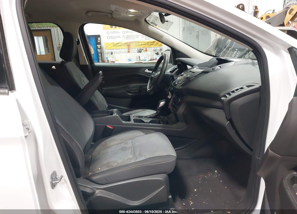 2018 FORD ESCAPE VIN: 1FMCU9GD2JUA47227