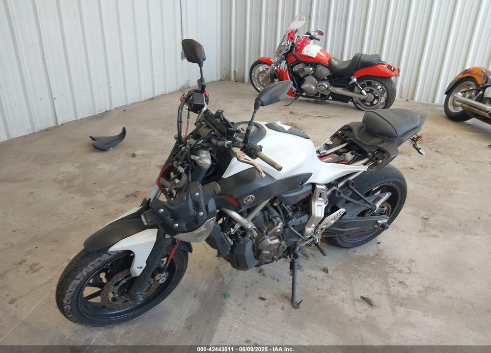 2015 YAMAHA FZ07 VIN: JYARM06E8FA005055