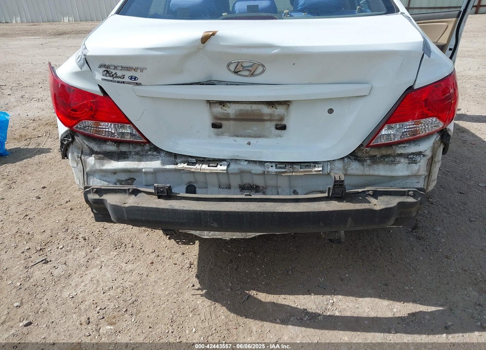 2014 HYUNDAI ACCENT GLS VIN: KMHCU4AEXEU761889