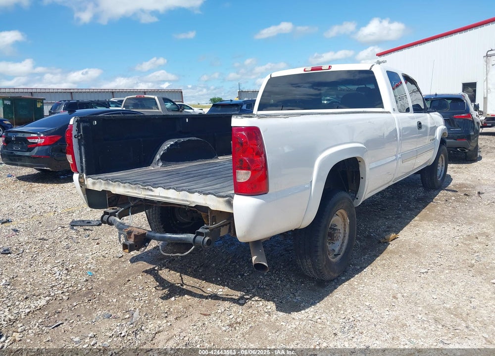 2007 CHEVROLET SILVERADO 2500HD CLASSIC LT1 VIN: 1GCHC29U77E123383
