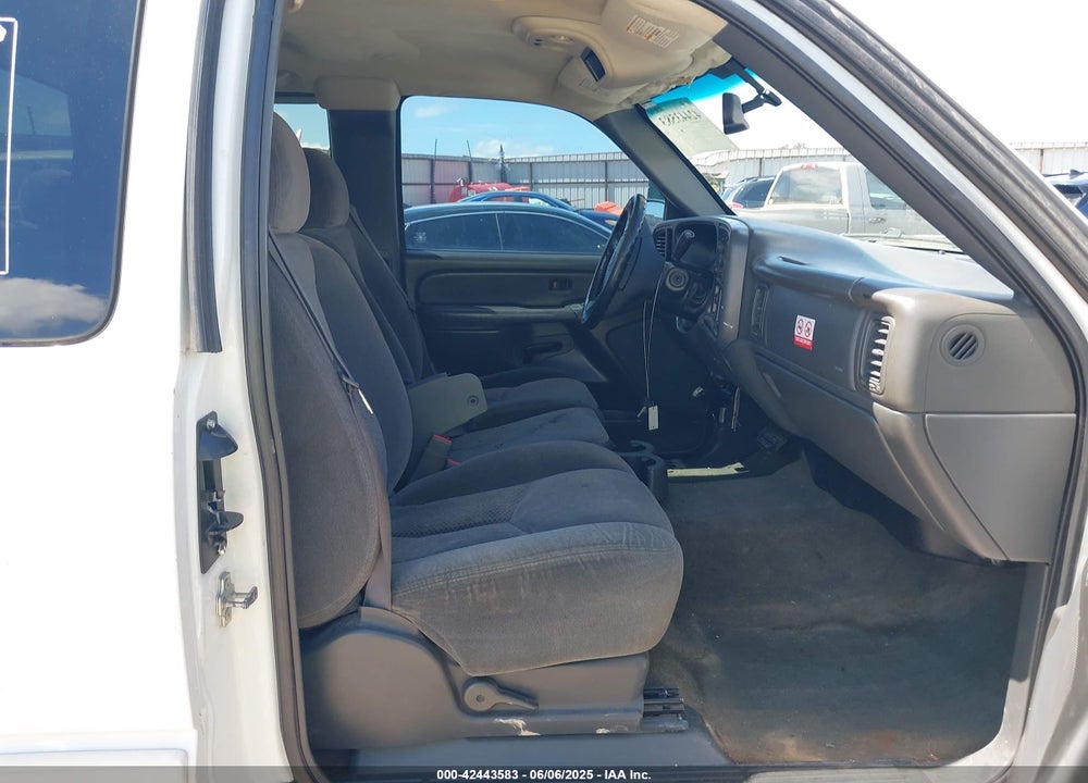 2007 CHEVROLET SILVERADO 2500HD CLASSIC LT1 VIN: 1GCHC29U77E123383