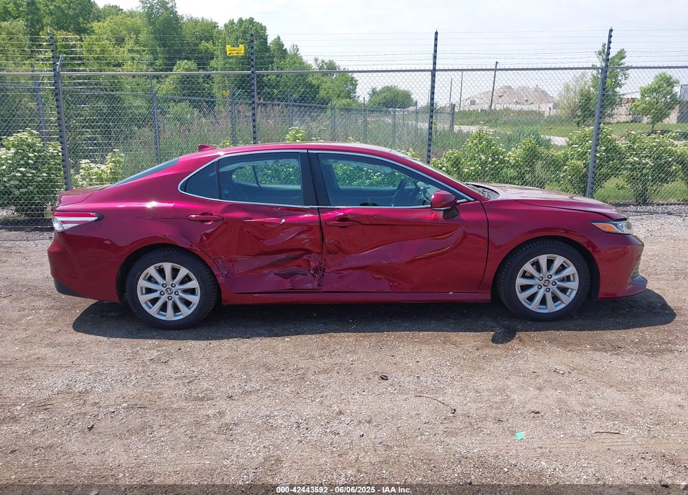 2020 TOYOTA CAMRY LE VIN: 4T1L11AK2LU500976
