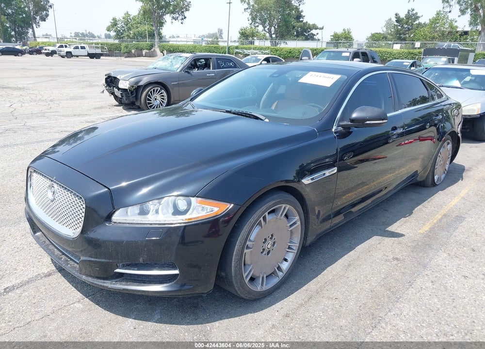 2012 JAGUAR XJ VIN: SAJWA2GE9CMV29109