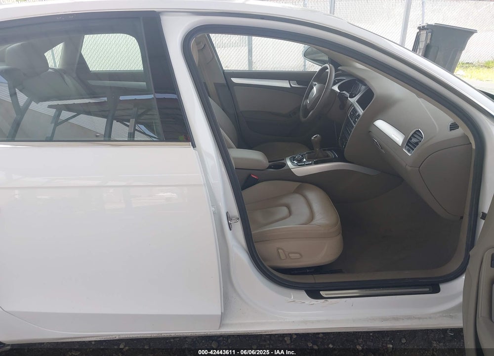 2011 AUDI A4 2.0T PREMIUM VIN: WAUHFAFL9BN039357