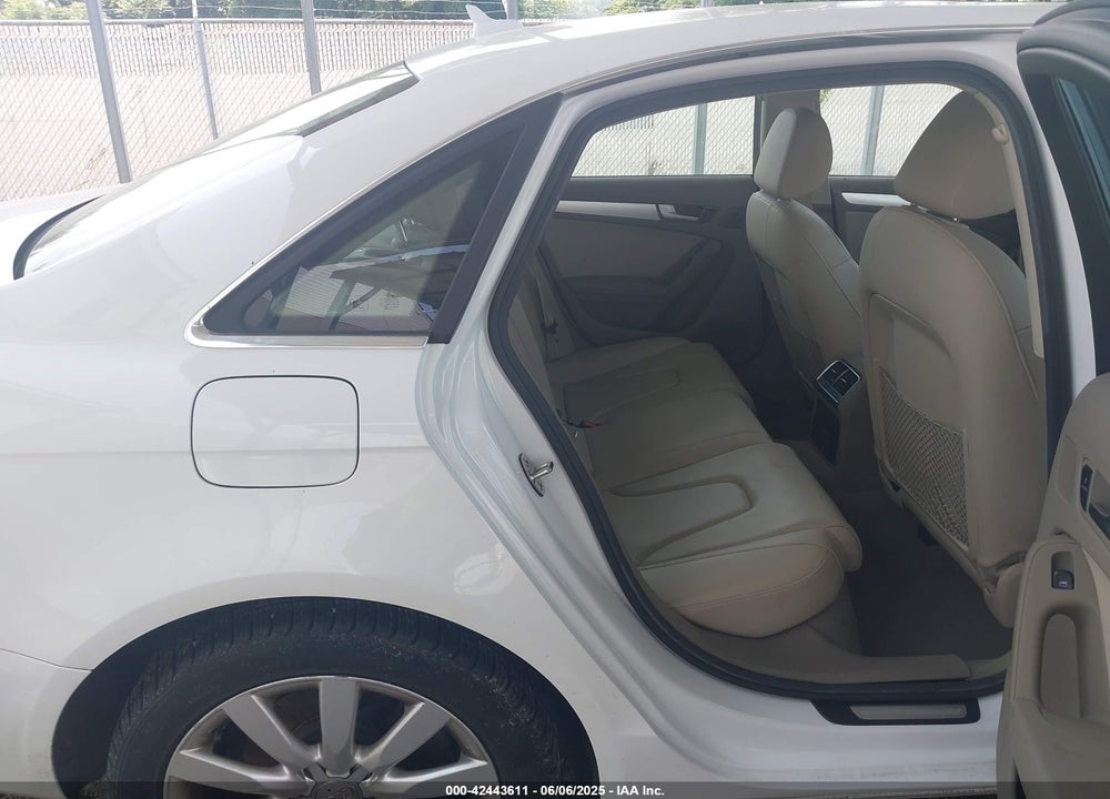 2011 AUDI A4 2.0T PREMIUM VIN: WAUHFAFL9BN039357