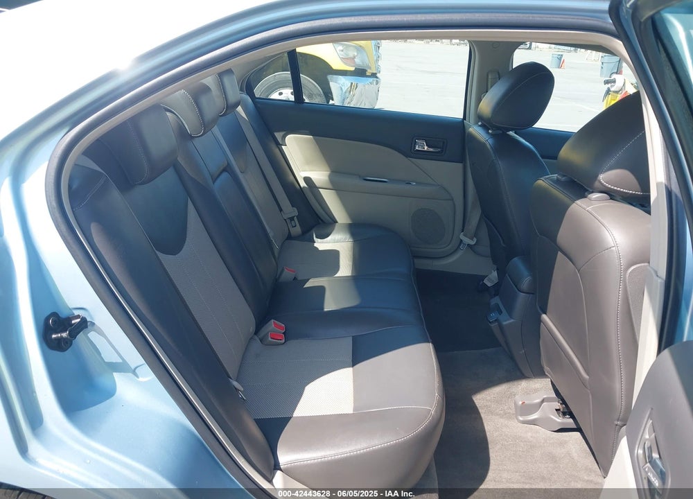 2010 MERCURY MILAN VIN: 3MEDM0L35AR641477