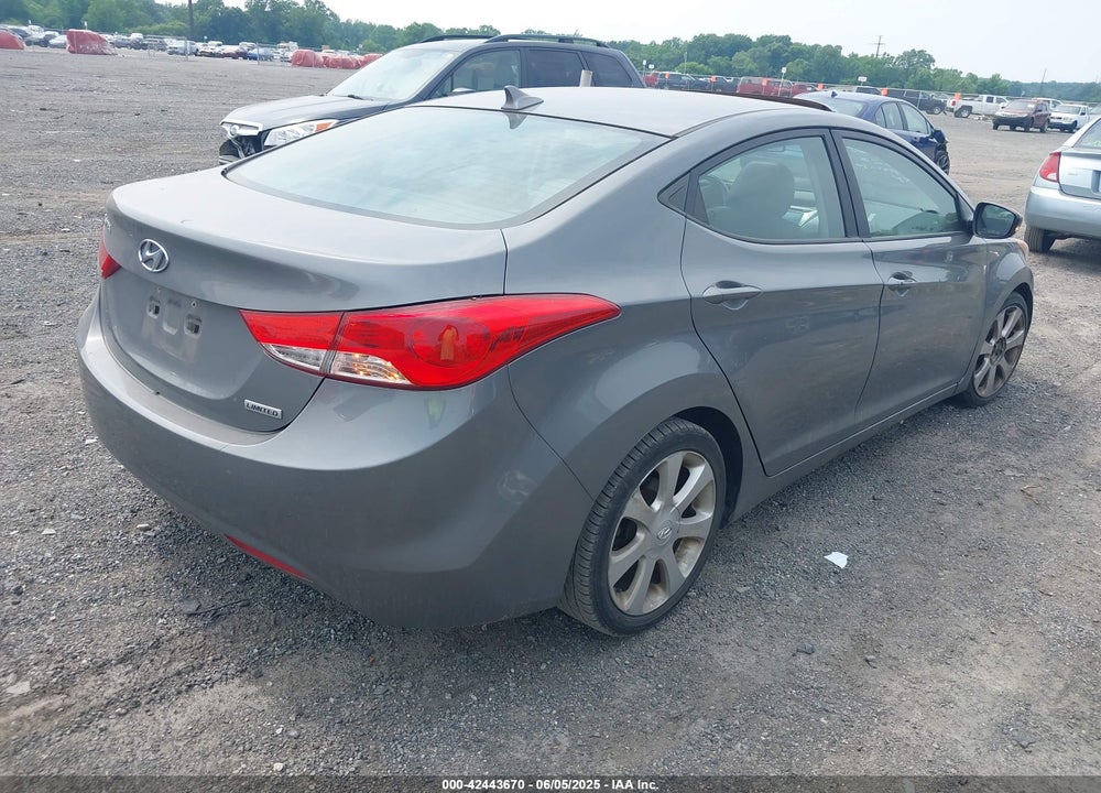 2013 HYUNDAI ELANTRA LIMITED VIN: 5NPDH4AE2DH387235
