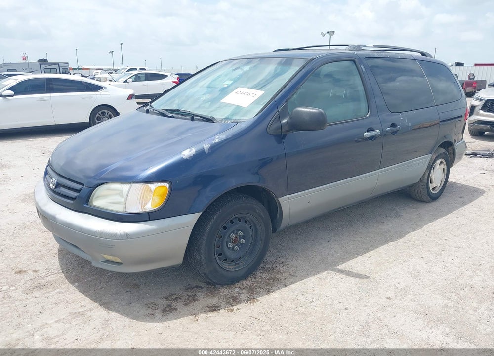 2001 TOYOTA SIENNA XLE VIN: 4T3ZF13C21U378030