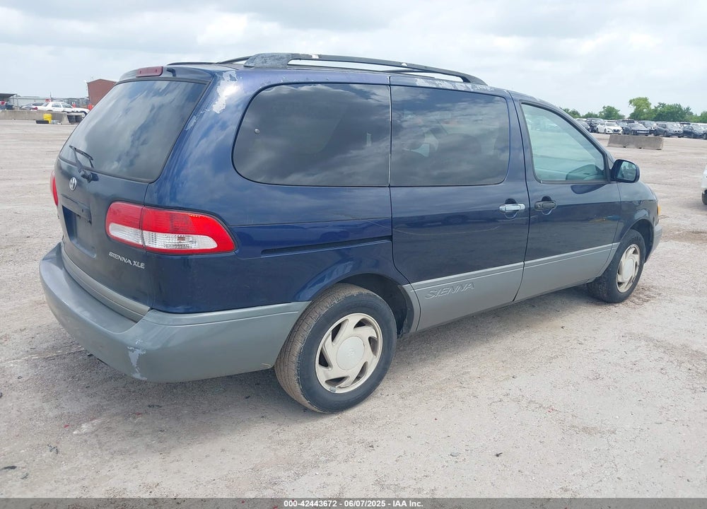 2001 TOYOTA SIENNA XLE VIN: 4T3ZF13C21U378030