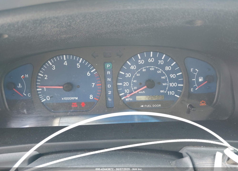 2001 TOYOTA SIENNA XLE VIN: 4T3ZF13C21U378030