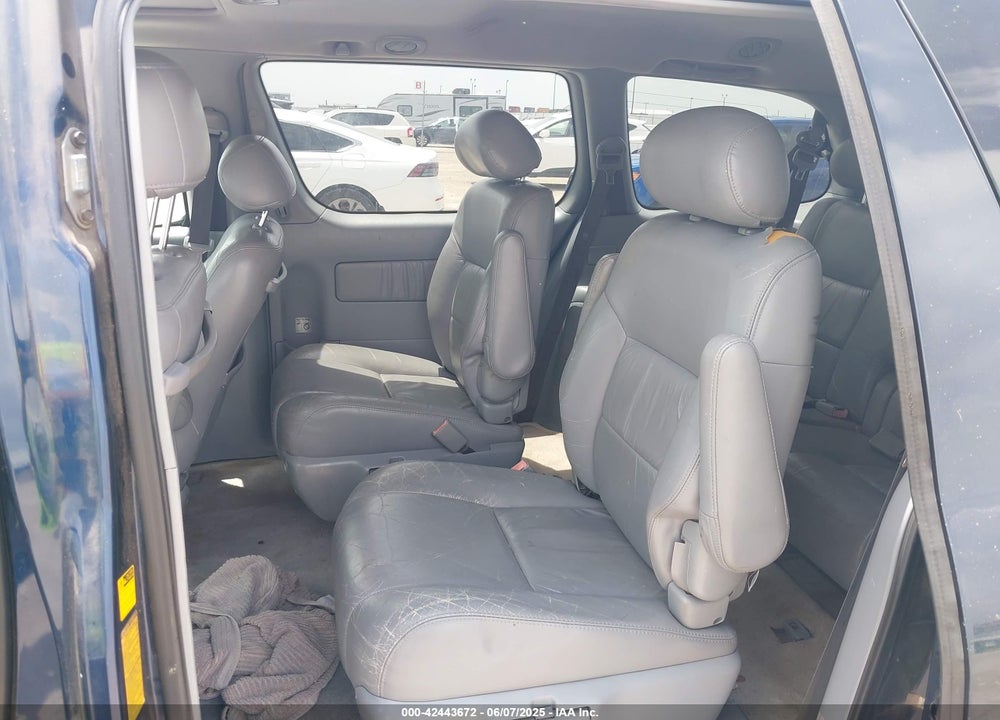 2001 TOYOTA SIENNA XLE VIN: 4T3ZF13C21U378030