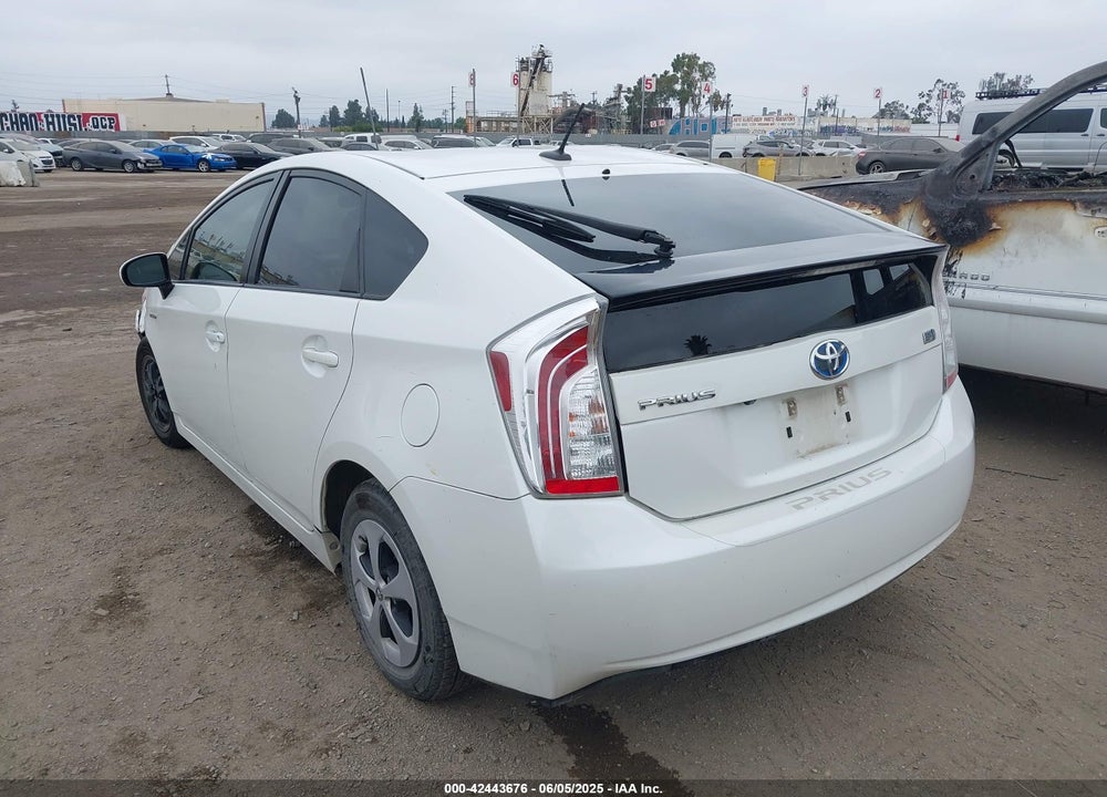 2013 TOYOTA PRIUS VIN: JTDKN3DU8D5554582