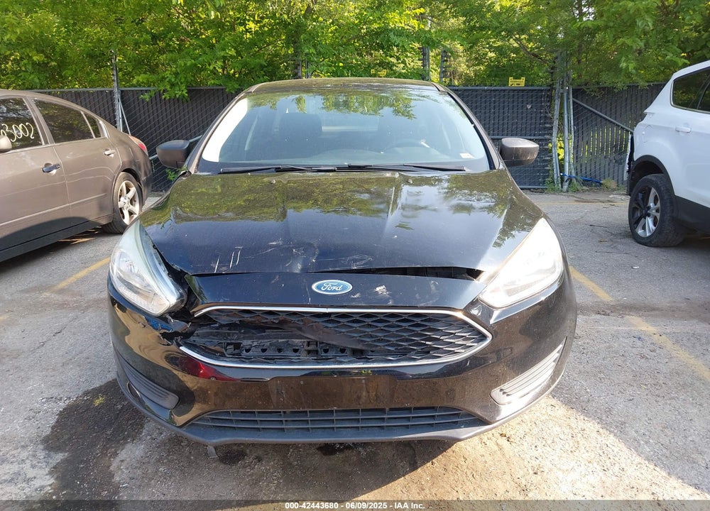 2016 FORD FOCUS VIN: 1FADP3E28GL397285