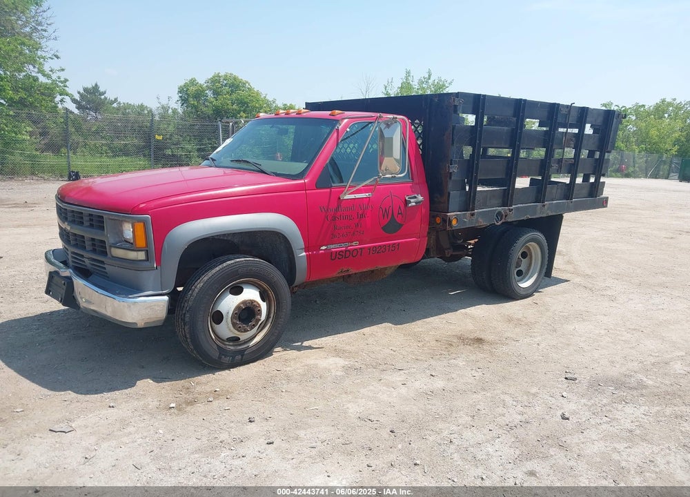2001 CHEVROLET C3500 HD CHASSIS VIN: 3GBKC34G71M105291