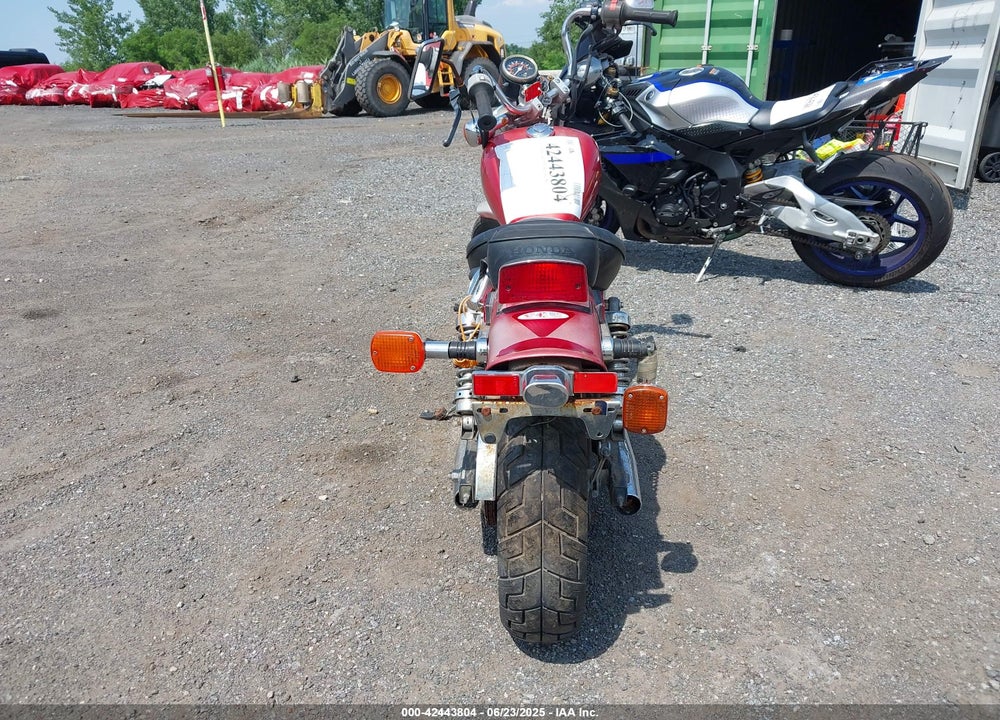 1985 HONDA CMX250 VIN: JH2MC1303FK012111