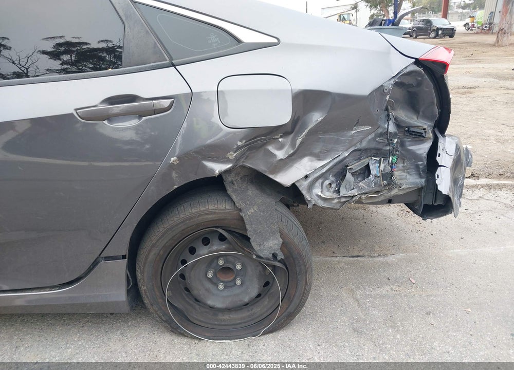 2019 HONDA CIVIC VIN: 2HGFC2F6XKH542148