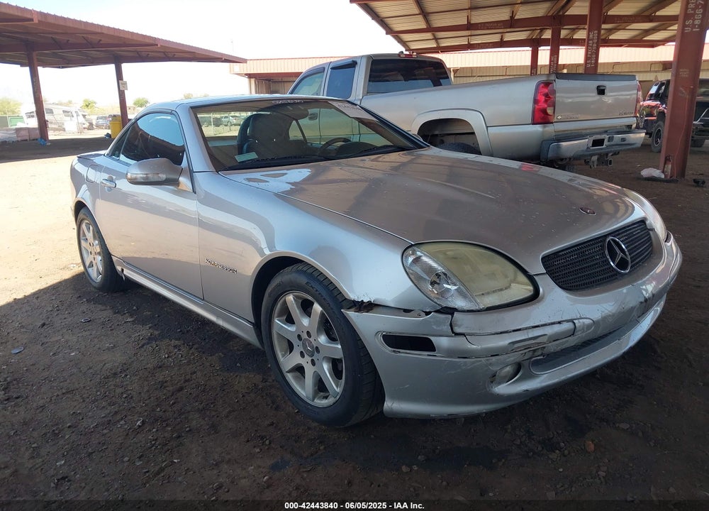 2002 MERCEDES-BENZ SLK 230 KOMPRESSOR VIN: WDBKK49FX2F251009