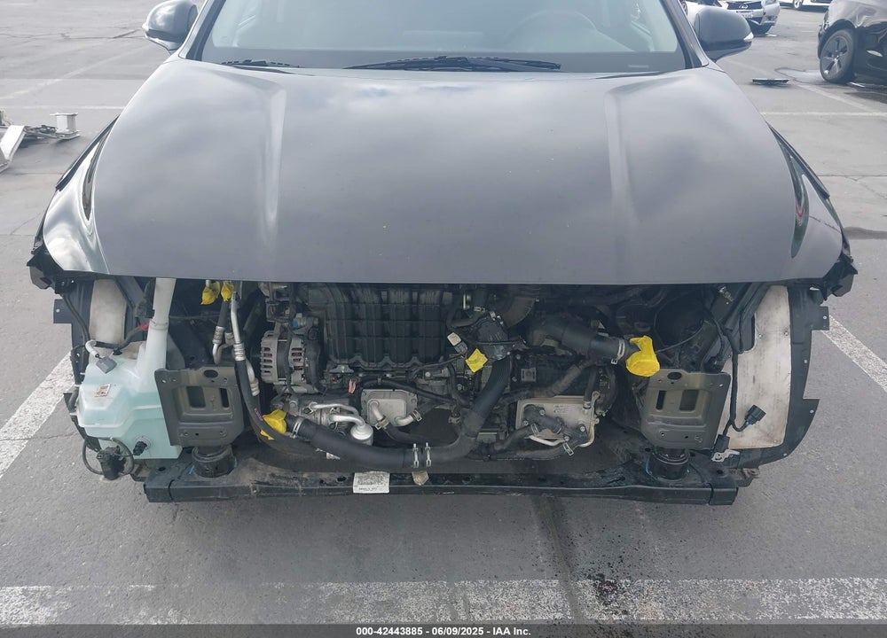2023 HYUNDAI SANTA FE VIN: 5NMS24AJ1PH570388