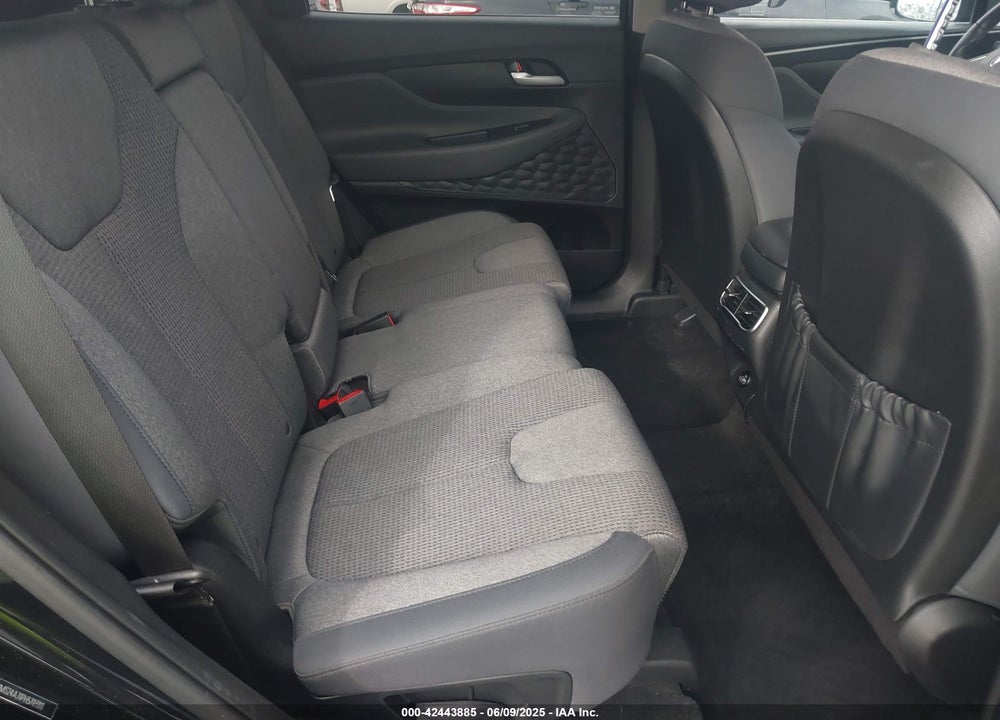 2023 HYUNDAI SANTA FE VIN: 5NMS24AJ1PH570388