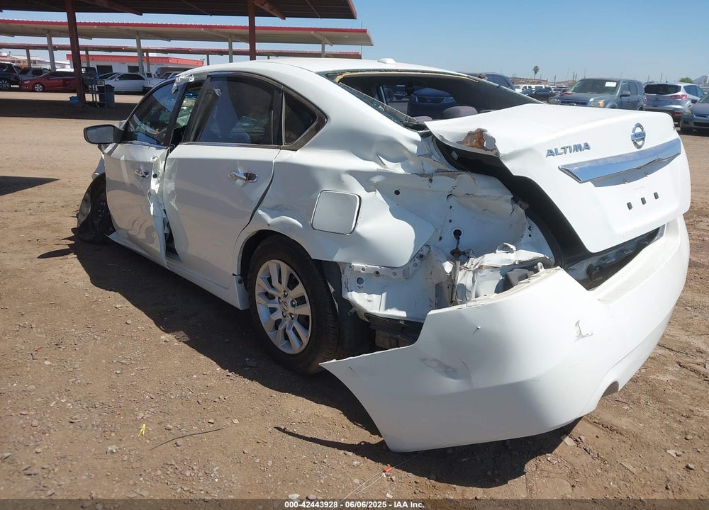 2015 NISSAN ALTIMA VIN: 1N4AL3AP4FC440647