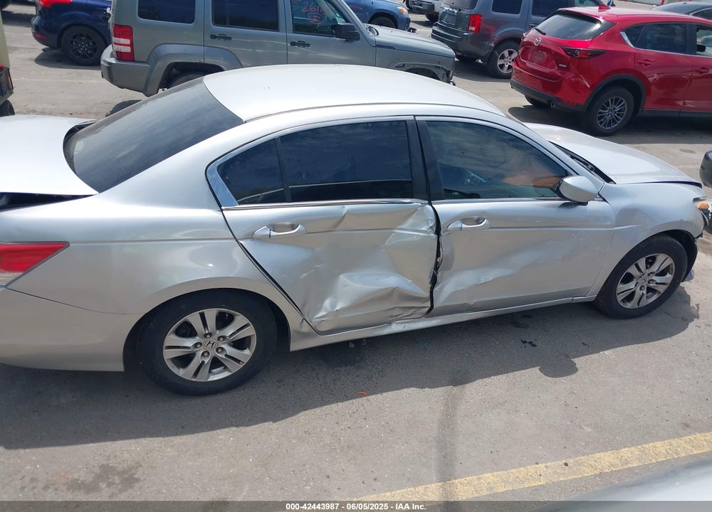 2009 HONDA ACCORD VIN: JHMCP26419C000209
