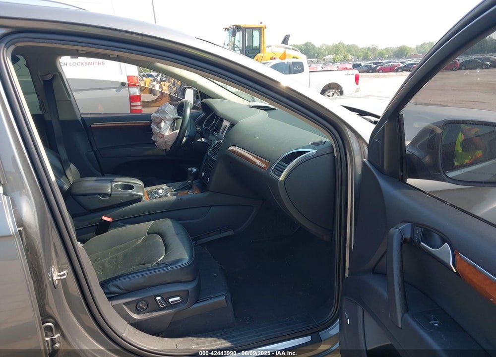 2014 AUDI Q7 VIN: WA1DGAFE2ED015034