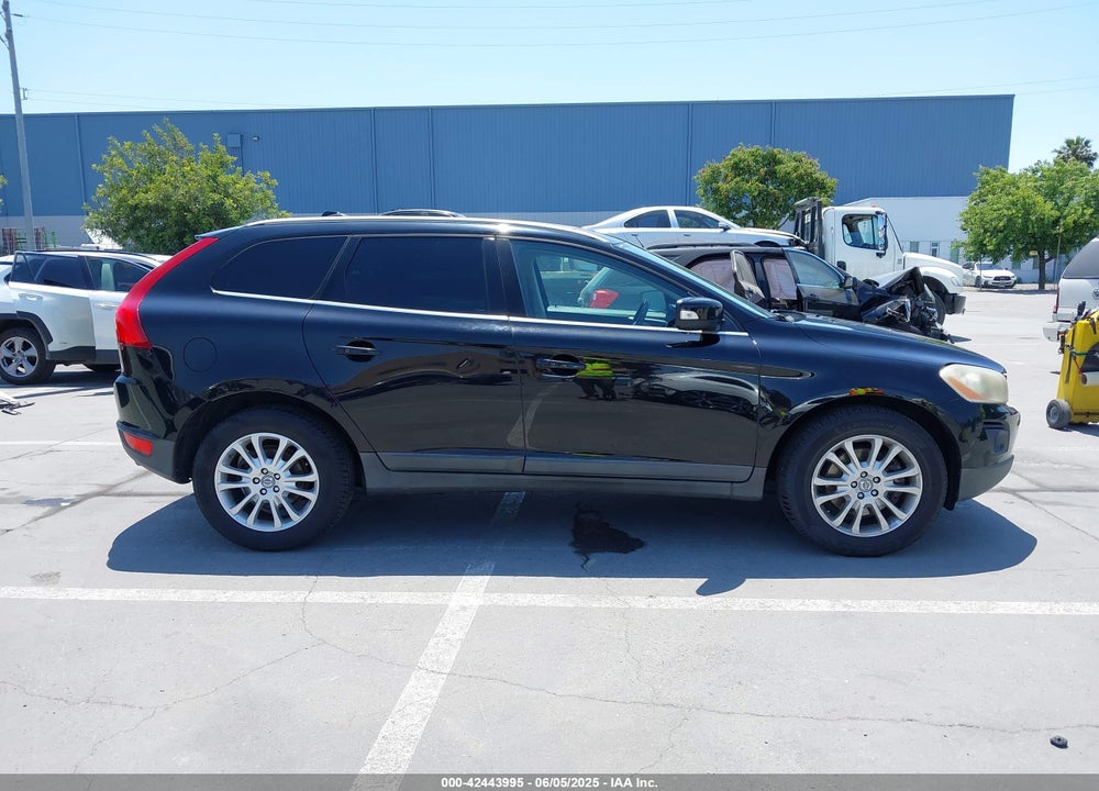 2010 VOLVO XC60 VIN: YV4992DZ4A2029943