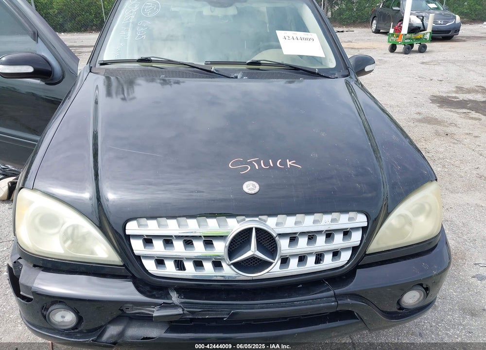 2004 MERCEDES-BENZ ML 350 4MATIC VIN: 4JGAB57E84A503851
