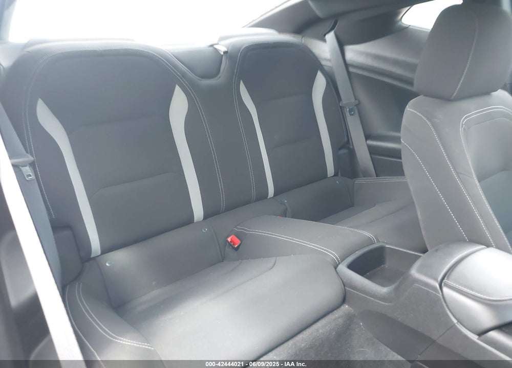 2021 CHEVROLET CAMARO VIN: 1G1FB1RX8M0104325