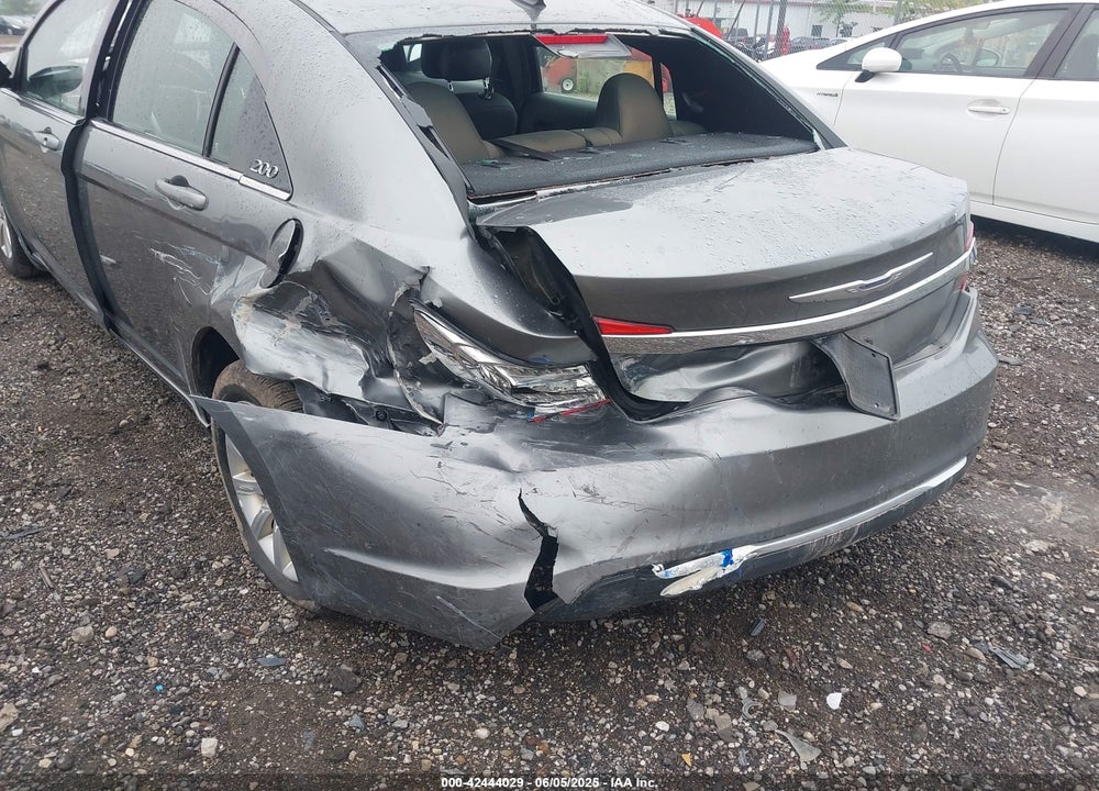 2012 CHRYSLER 200 VIN: 1C3CCBBB0CN131942