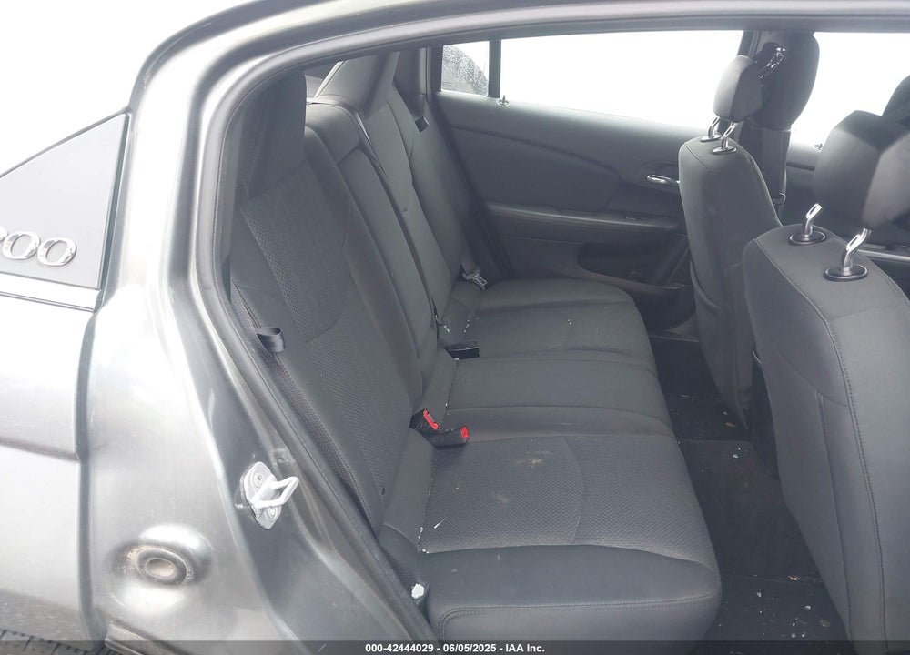 2012 CHRYSLER 200 VIN: 1C3CCBBB0CN131942