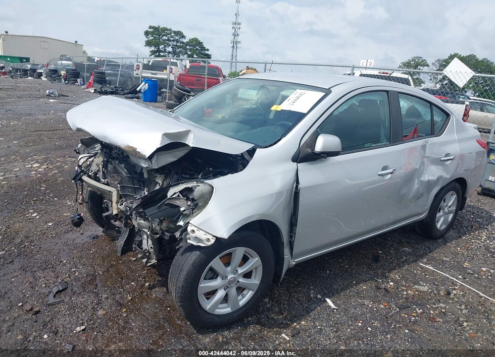 2013 NISSAN VERSA 1.6 SL VIN: 3N1CN7APXDL856646
