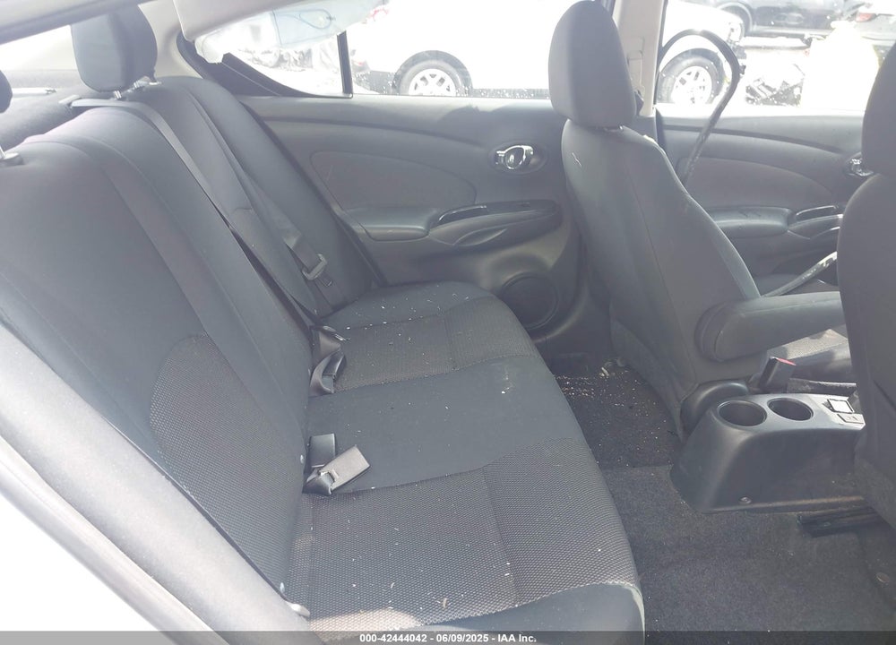 2013 NISSAN VERSA 1.6 SL VIN: 3N1CN7APXDL856646