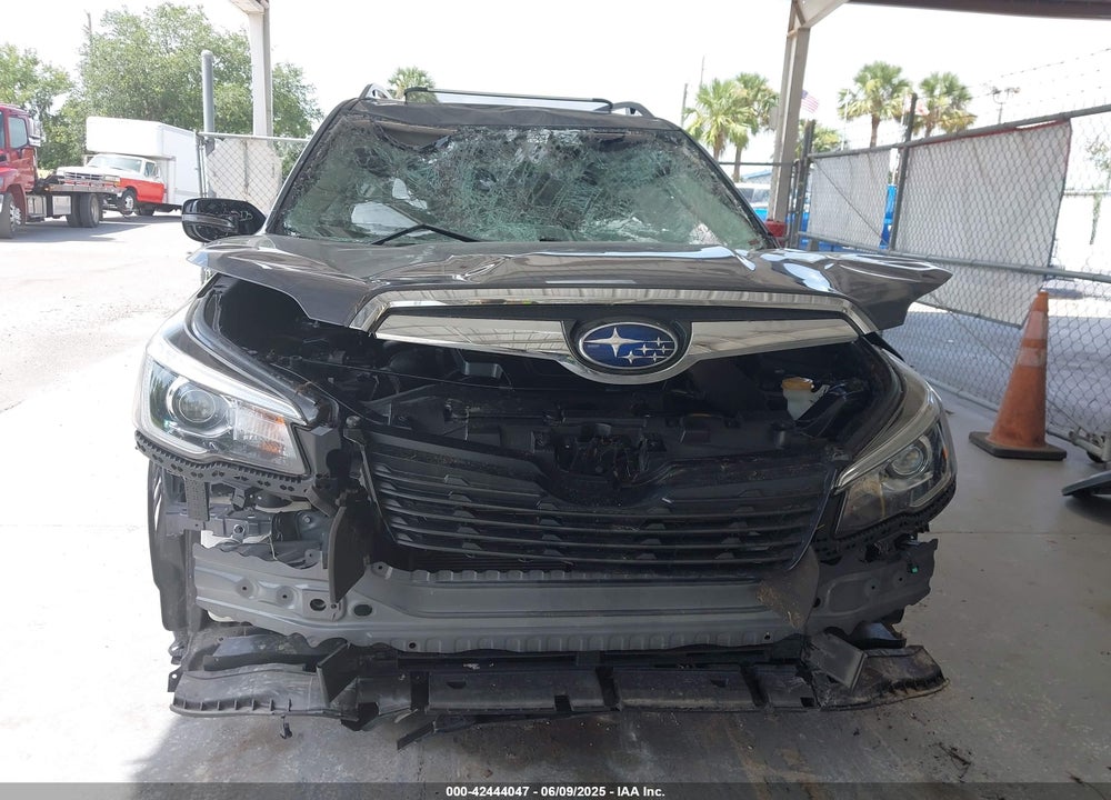 2020 SUBARU FORESTER VIN: JF2SKAXCXLH543386