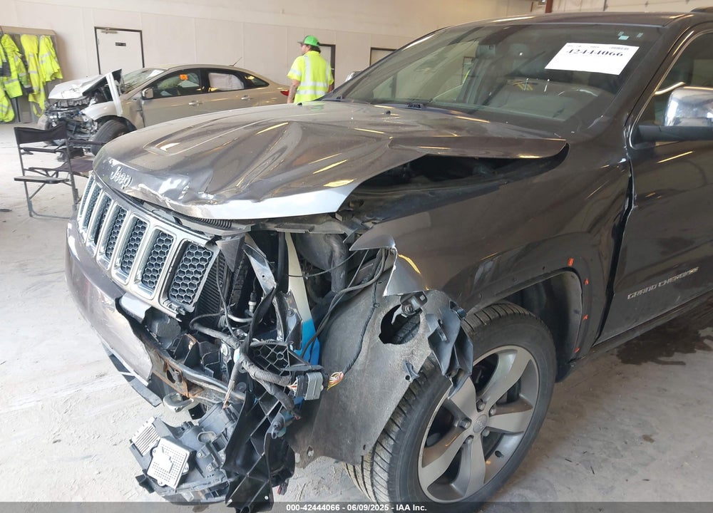 2014 JEEP GRAND CHEROKEE VIN: 1C4RJFCG7EC182317