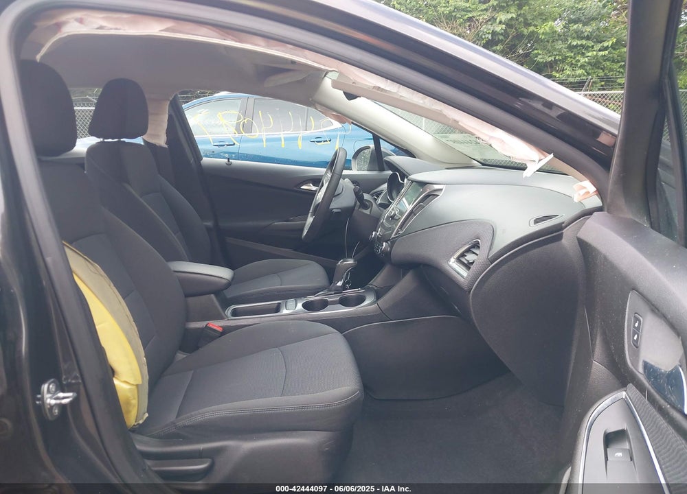 2017 CHEVROLET CRUZE LT AUTO VIN: 1G1BE5SM0H7263074