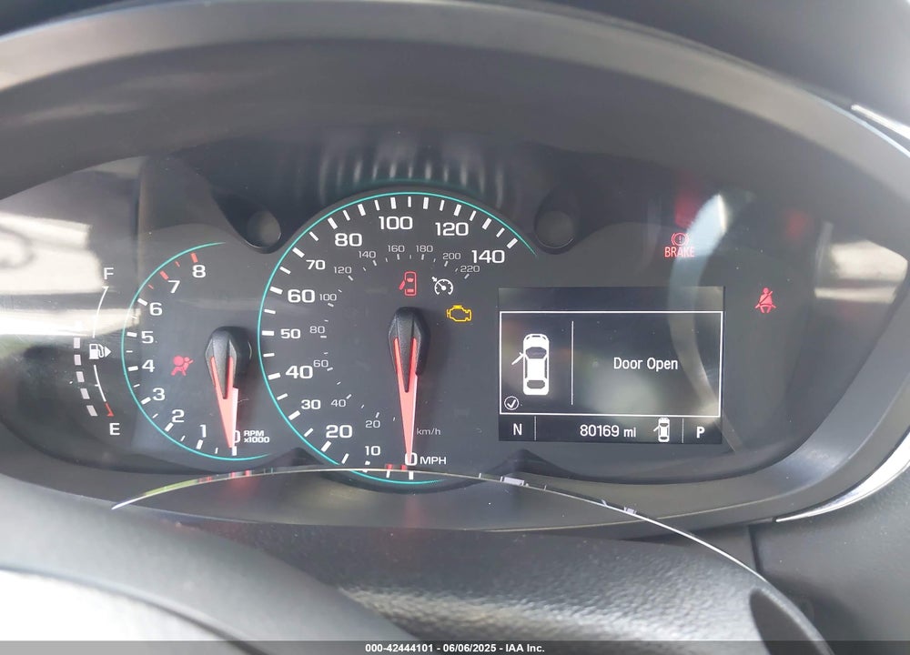2019 CHEVROLET TRAX LT VIN: 3GNCJLSB5KL303881