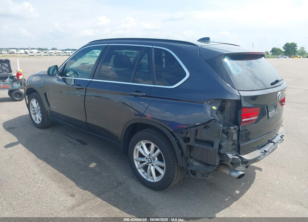 2015 BMW X5 VIN: 5UXKR0C57F0K72039