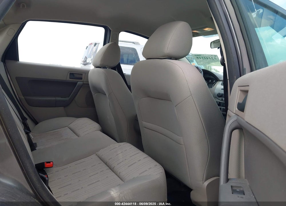 2009 FORD FOCUS VIN: 1FAHP35NX9W175022