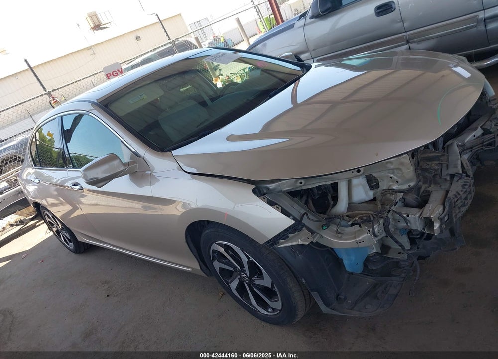 2017 HONDA ACCORD VIN: 1HGCR3F85HA022102