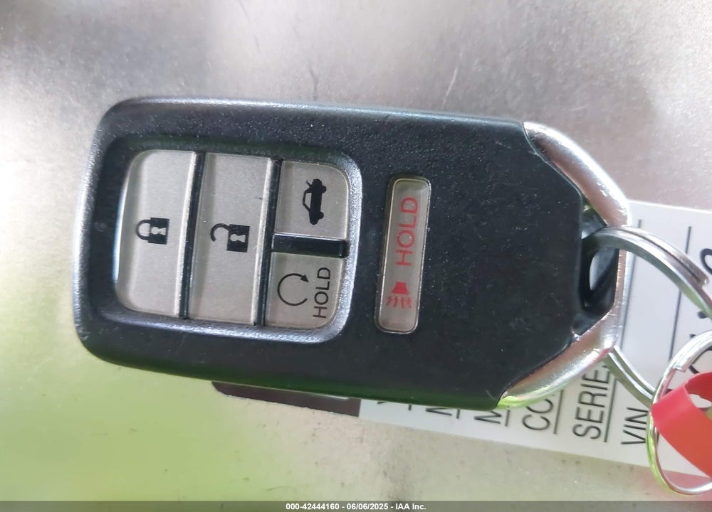 2017 HONDA ACCORD VIN: 1HGCR3F85HA022102