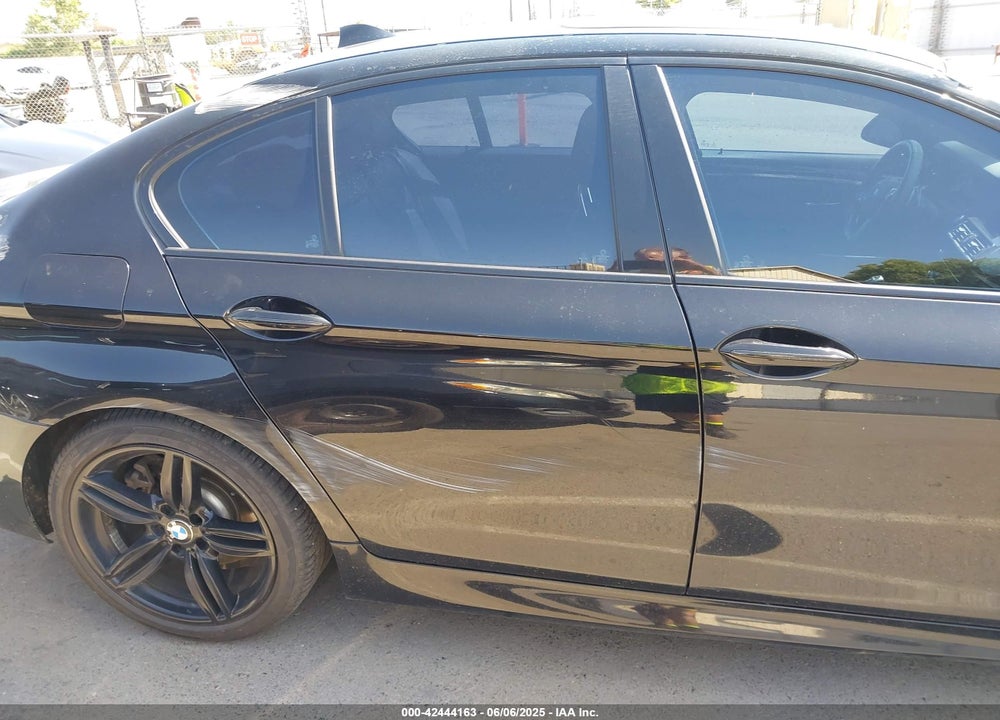 2016 BMW 5 SERIES VIN: WBA5B1C56GG133549
