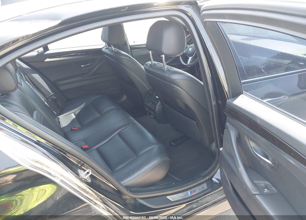 2016 BMW 5 SERIES VIN: WBA5B1C56GG133549